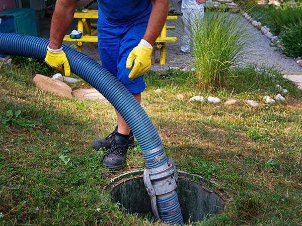 prezzi-per-pulizia-di-tubature-e-pozzo-nero-como